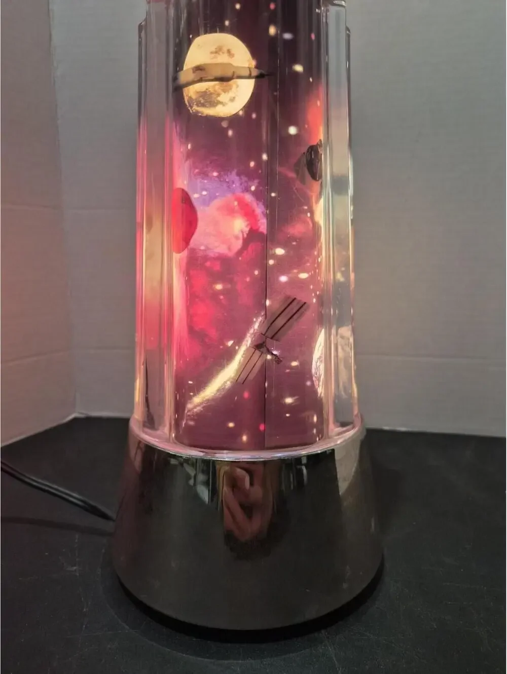 Vintage Space 1994 Rabbit Tanaka Rotating Spencers Lamp Tested Works Missing Top